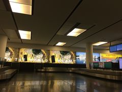 -维也纳国际机场