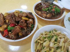 -天乐农家鱼头王(天目湖店)