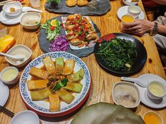 -花溪雨·森林餐厅(石基店)