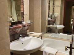 -锦州元都大酒店(凌河古塔夜市店)