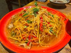 破店土豆丝-破三川·新川菜(静安大融城店)