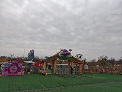 -红山体育乐园
