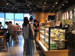 面包甜点陈列柜-星巴克(杭州嘉里中心4F店)