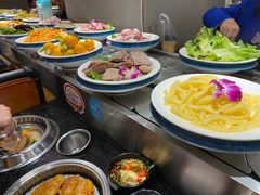 -钱小主·自助回旋烤肉火锅餐厅(东方新天地店)
