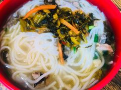 土鸡米线-正宗李家土鸡米线店