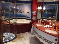 -迪拜帆船酒店海底餐厅