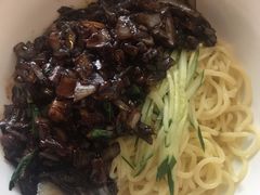 -桃园中华料理炸酱面(燕儿岛路店)