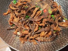 -雀舞云南菜(天津天河城购物中心店)