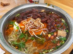-老五鸡丝豆花面粉(瑞金北路68号院店)