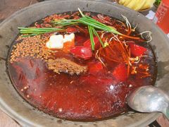 -四小区火锅·巷子里的重庆火锅(花照壁店)