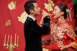 -角色婚纱摄影(中心店)