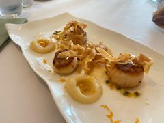 煎深海扇贝配欧洲白萝卜泥-Jean Georges