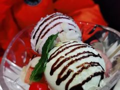 冰淇淋水果圆-西堤牛排(南京龙江店)