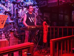 -周庄红庭演艺酒吧