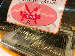 -岷山饭店-芝芝自助餐厅