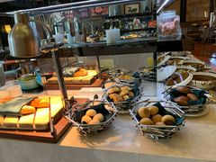 面包甜点陈列柜-大雁塔假日酒店·绿茵阁西餐厅