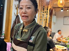-锅老头海鲜铁锅炖