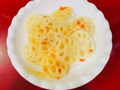-金杨拉面王小吃面馆·牛三宝面·红烧牛肉粉