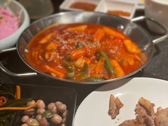 -嘿嘟嘟·肋条烧肉放题(爱融荟城店)