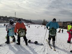 -采薇庄园四季滑雪场