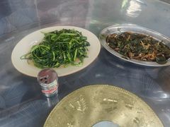 -盛得农家美食·无花果浸鸡·古法烧鸡·竹筒饭(白水寨森林海店)