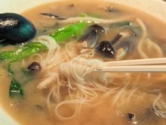 菌菇素汤粉-漆黑觉米粉(三里屯店)