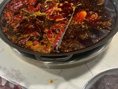 -铜元老码头鳝鱼火锅