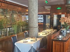 -八府香鸭·啫啫煲(华山路店)