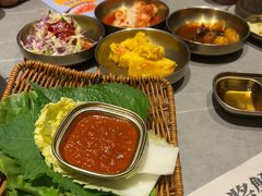 -草家酱蟹炭火烤肉店(珲春南路一店)