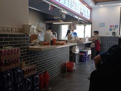 -金枫锅贴(滨江·凯旋门店)