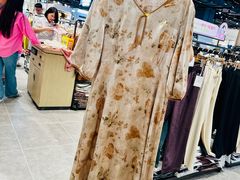 -胖东来生活广场(健康路店)