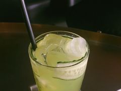 -UNI UNI(环亚凯瑟琳店)