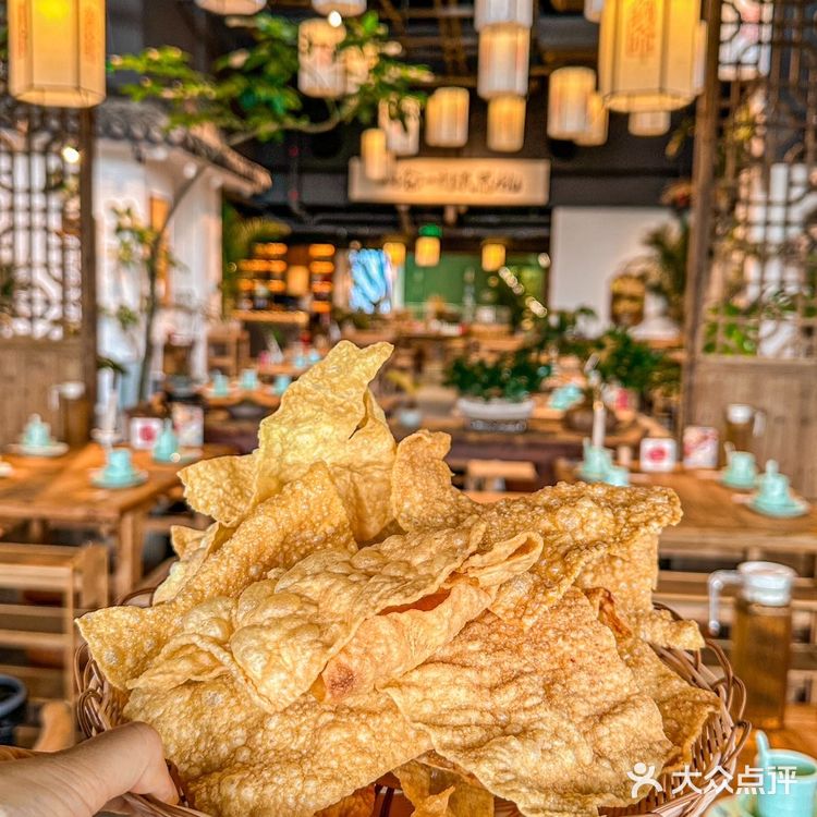 这次在歌林开了新店 就来试一试，感受一下新店的环境氛围