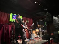 -东岸Cafe 爵士俱乐部