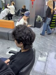 -米可造型烫发染发