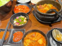 -肉甲韩国木炭烤肉(新壹街1店)