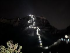 -抱犊寨风景区