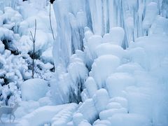 -大平台龙居瀑布旅游区