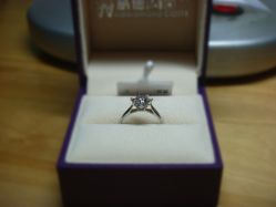 P1010800_副本-威德钻石-克拉钻大本营(南京东路店)