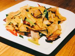 洋芋炒陕南腊肉-東舍食唐精品陕菜馆