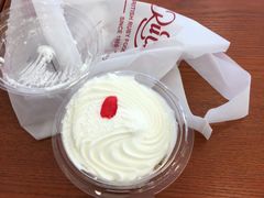 -红宝石·鲜奶小方·海派西点房(南丹店)