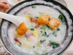 荔湾艇仔粥-玲又珑美食(盘福路店)