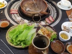 -阿山卓·野生菌火锅·纳西火塘烤肉