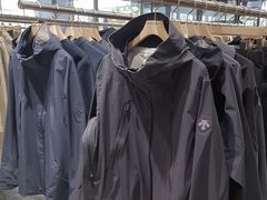 -迪桑特DESCENTE(北京三里屯BLANC店)