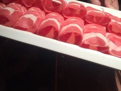 -老牌坊云南鱼豆花火锅(哈西万达店)