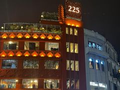 -喬越名品Cafe Fashion(富力公园店)