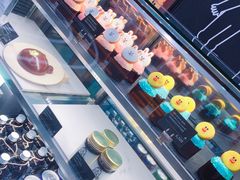 -LINE FRIENDS Garosu-gil Flagship Store