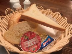 面包拼盘-宝莱纳啤酒花园餐厅PAULANER BRAUHAUS Nanjing(广州路店)