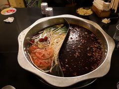 -岗上渣渣老火锅(两路口店)