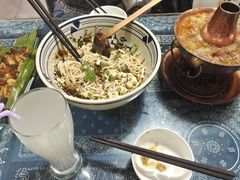 -蜗牛小馆醉乡民谣云南菜(惠新西里店)